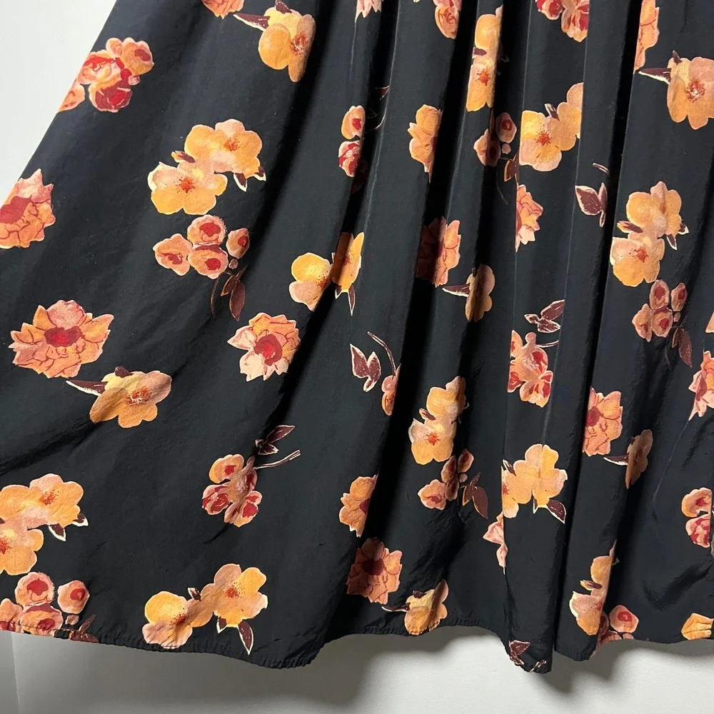 CLIO Dark Floral‎ Print Maxi Skirt Black Size Medium Elastic Waist Vintage USA